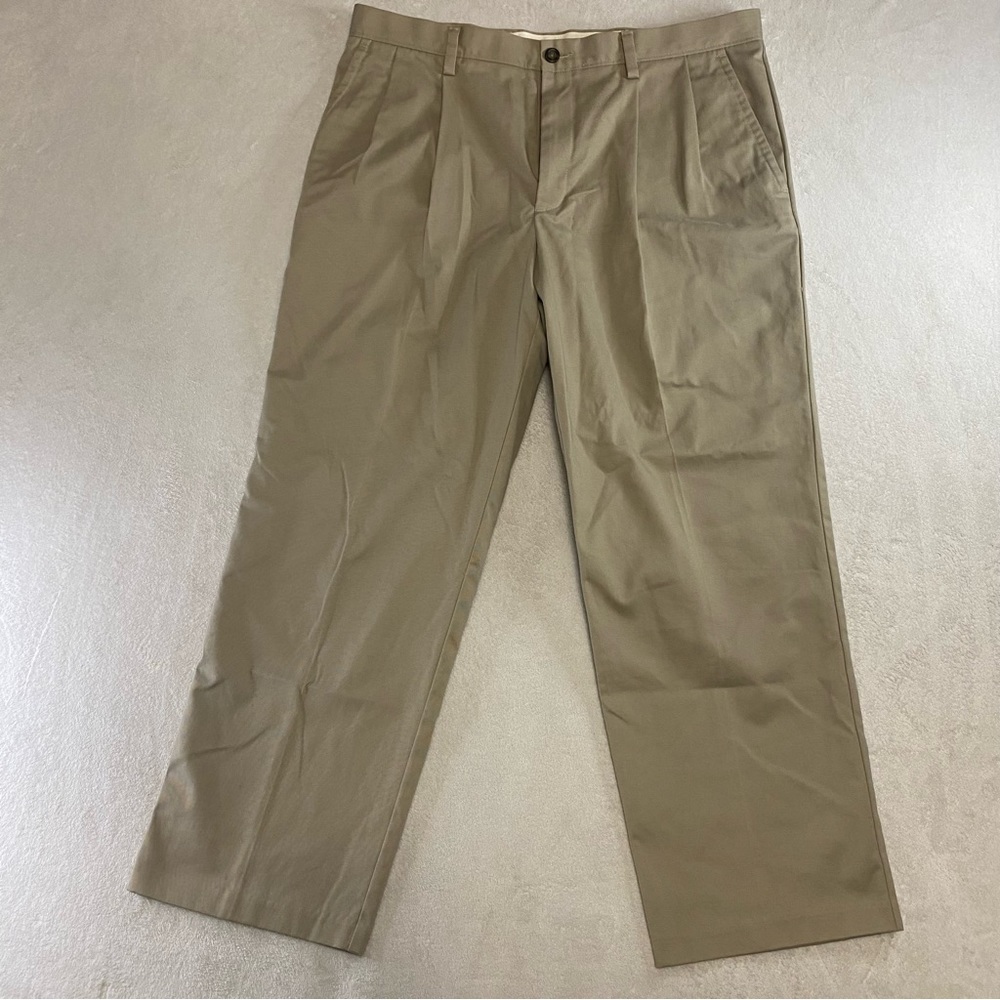 DOCKERS D3 Easy Khaki Tan Beige Casual Pants Size 38 x 28